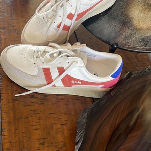 Gola Grandslam trident tennis athletic shoes size 8